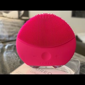 FOREO LUNA MINI 2! BRAND NEW!